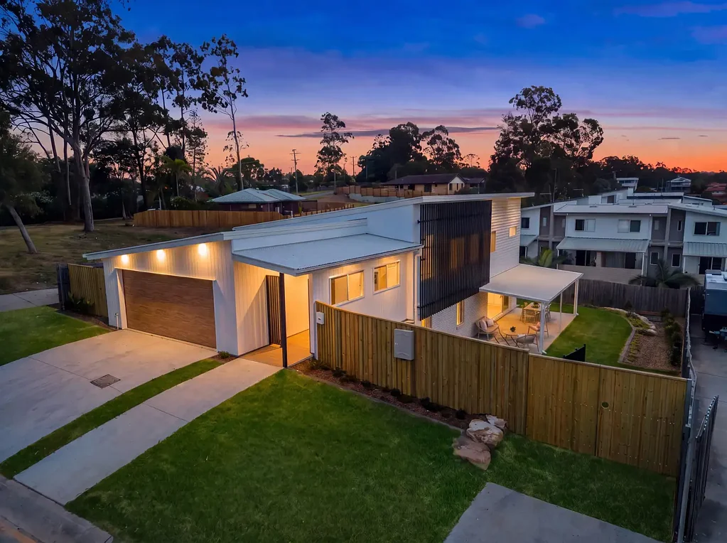 Everton Hills 4房 全新大型家庭住宅 Brand New Large Family Home