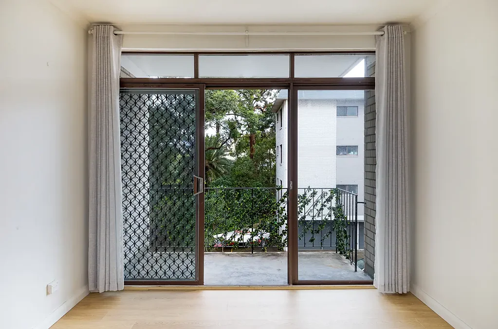 Peaceful leafy retreat in Darrah Court complex
