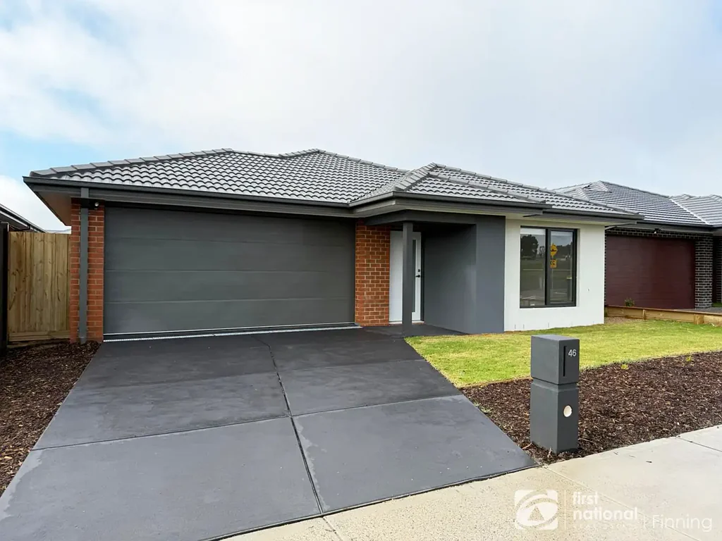 Botanic Ridge 4房 Botanic Ridge 备受追捧的稀有四卧室四独立卫浴家庭住宅 Rare 4 Bedroom, 4 Ensuite Family Home in Sought - After Botanic Ridge