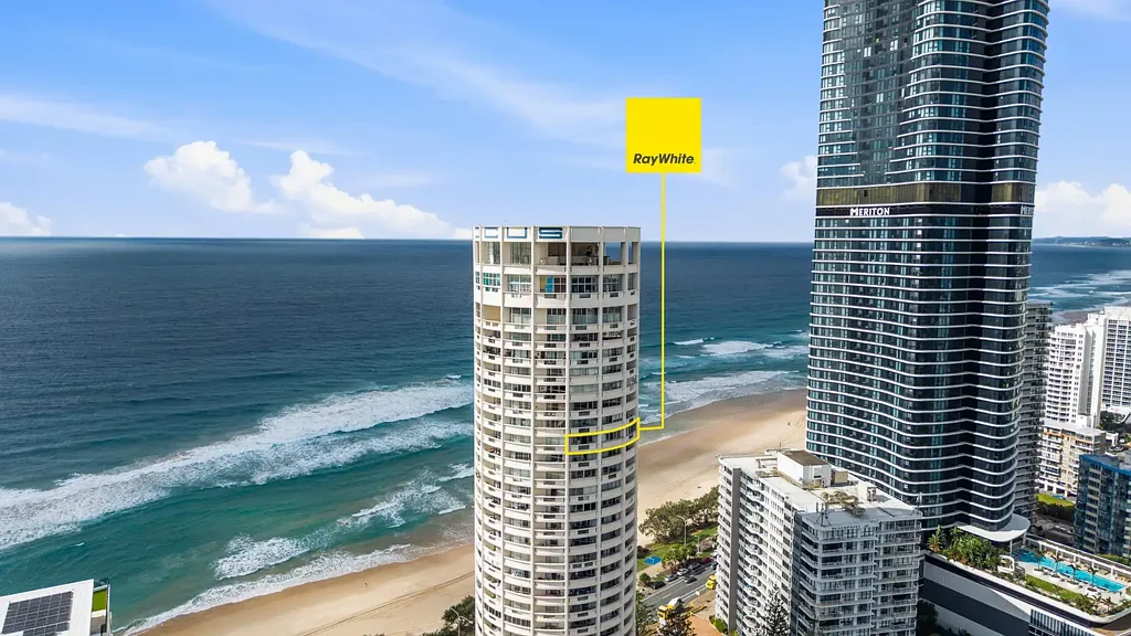 Surfers Paradise 3房  Deceased Estate - First Time Offered in Over 40 Years