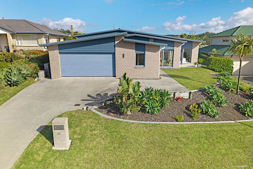Orewa 3房  Elevated Design - Effortless Living