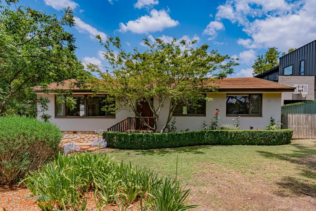 81 Dunstan Street, Curtin, ACT 2605