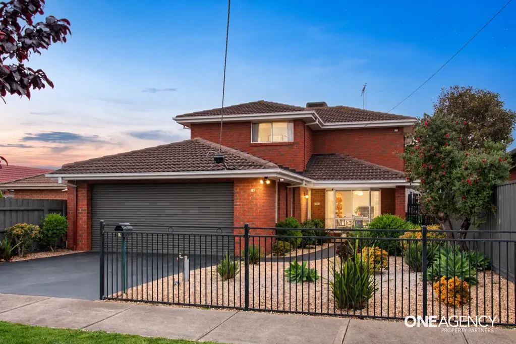 Altona Meadows 4कमरा Exceptional Family Living in a Peaceful Court Setting