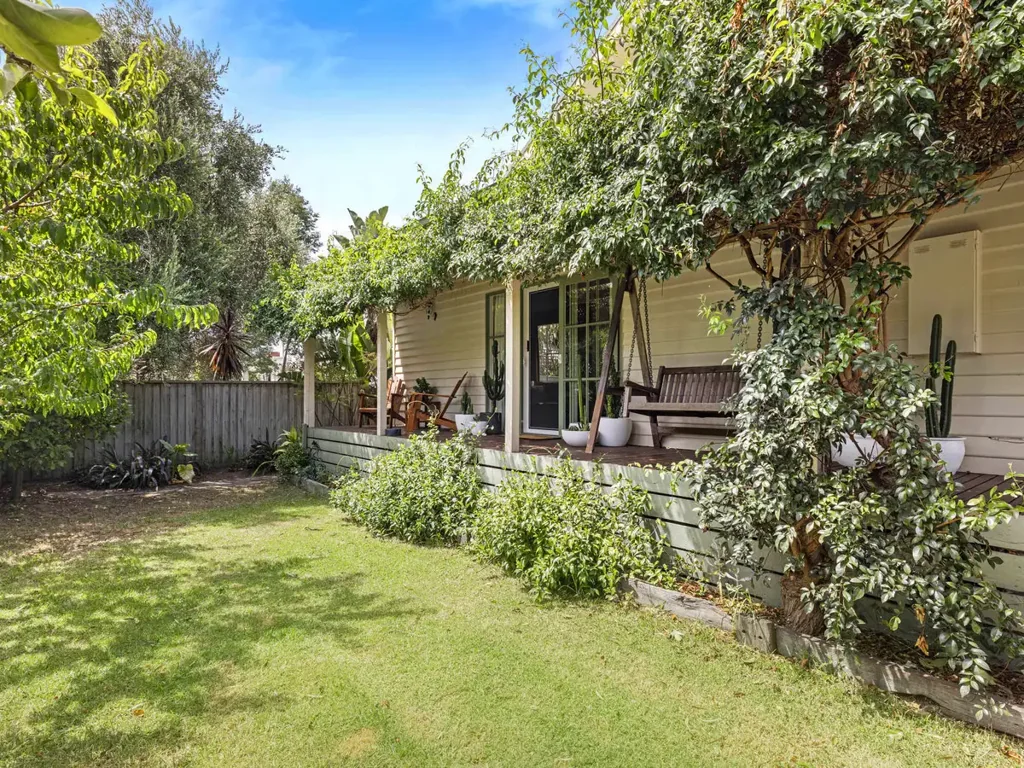 1 Dulnain Street, Mount Martha, VIC 3934