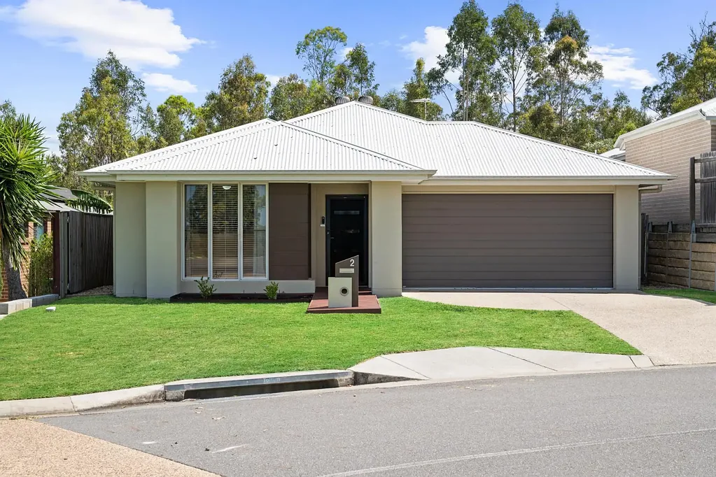 2 Thomas Court, Augustine Heights, QLD 4300