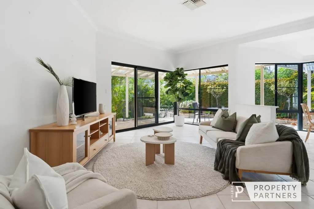 Wembley Downs 3部屋 A PRIVATE RETREAT WITH PARKSIDE APPEAL