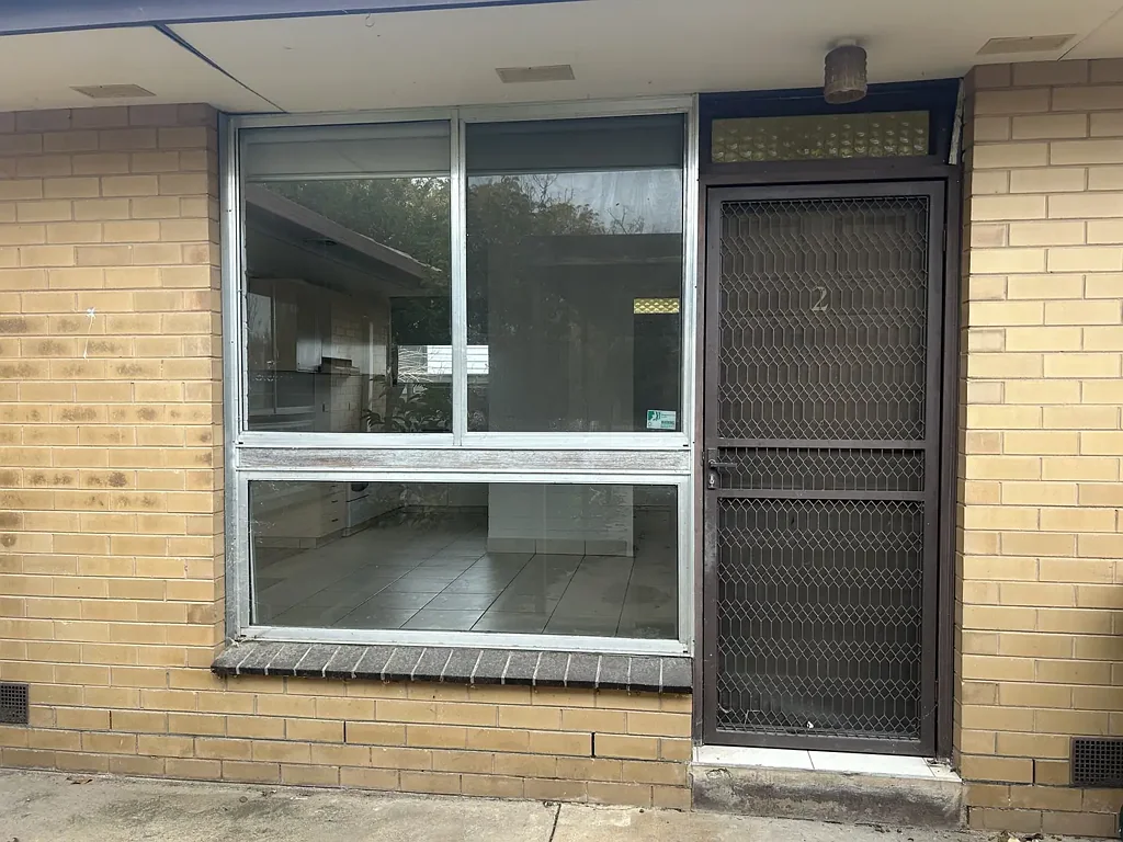 2 Bedroom Unit Offering CBD Convenience