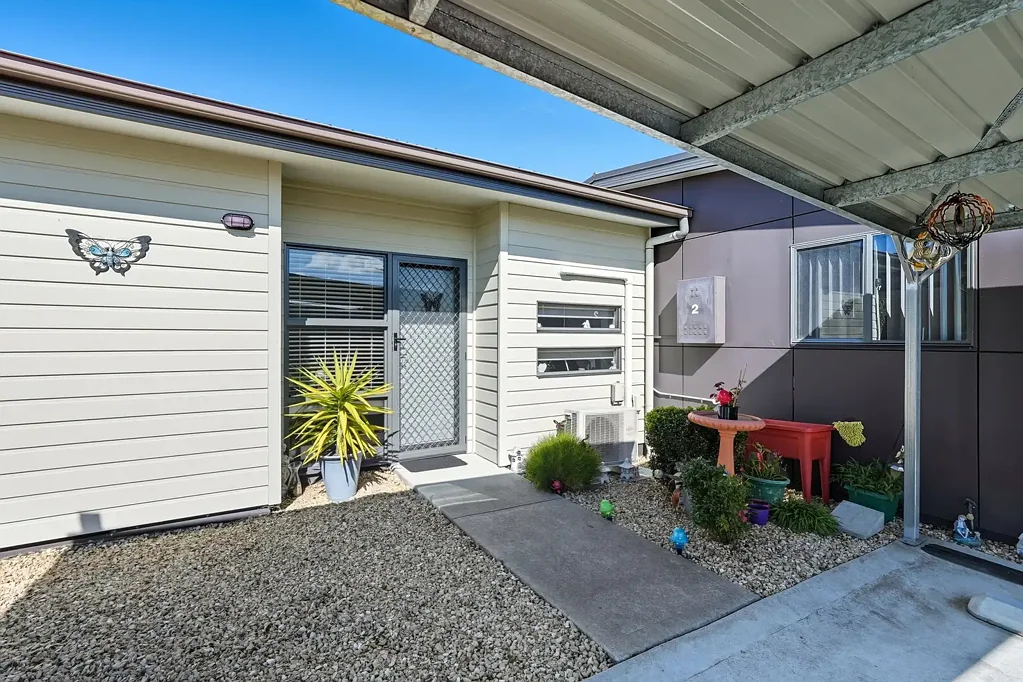 2/193 Branscombe Road, Claremont, TAS 7011