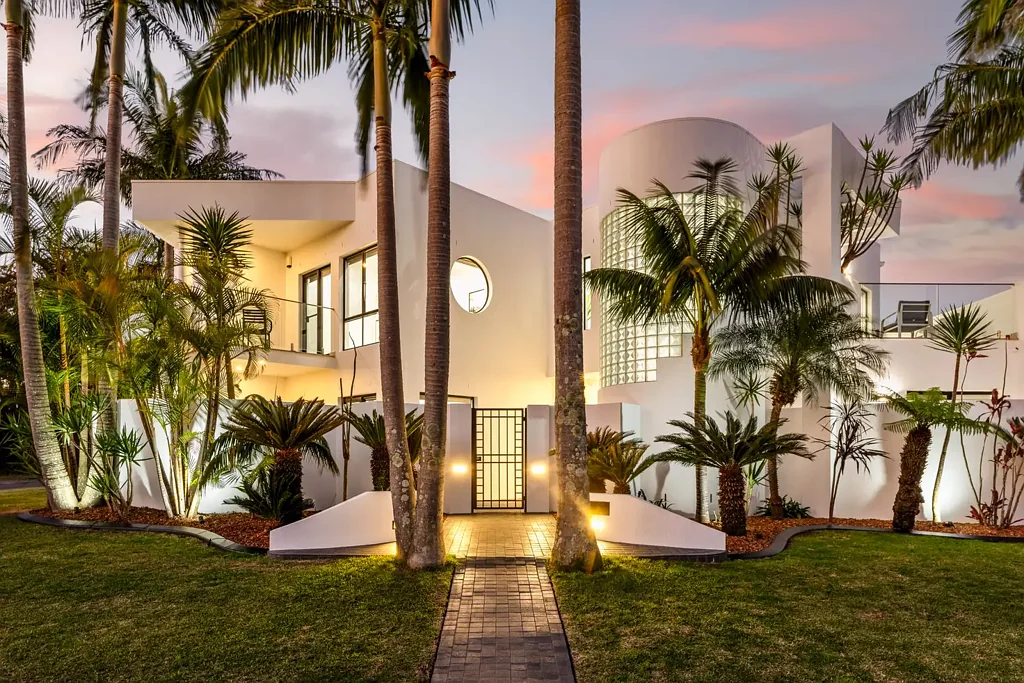 Alfords Point 5房 建筑度假式奢华生活 Architectural Resort-Style Living at Its Finest