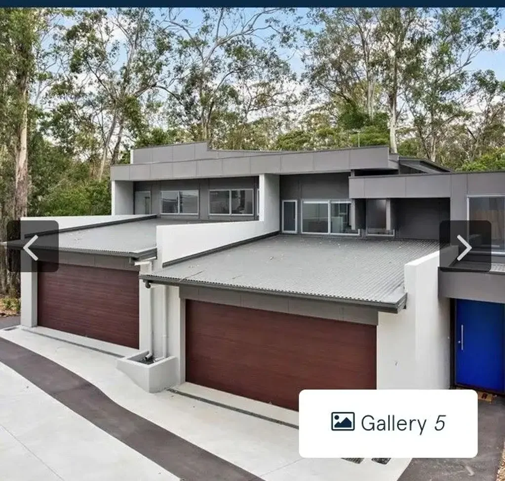 Kenmore 3બેડરૂમ Stylish Townhouse in Prime Kenmore Location