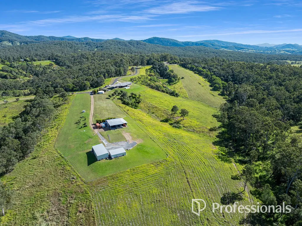 175 Tunnel Road, Imbil, QLD 4570