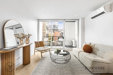 Collingwood 2房 时尚市中心生活 Stylish Inner City Living