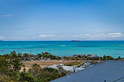 413/9A Hermitage Drive, Airlie Beach