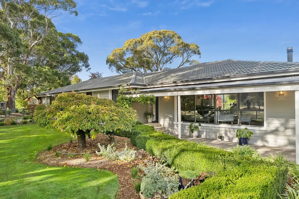 9 Halpern Road, Bullengarook, VIC 3437