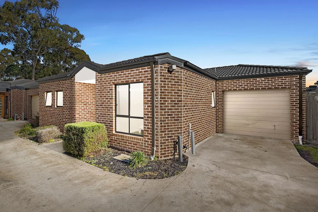 2/4 Berry Court, Doveton, VIC 3177