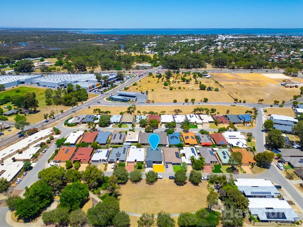 Greenfields 4कमरा Modern Family Living with Space, Style & Comfort