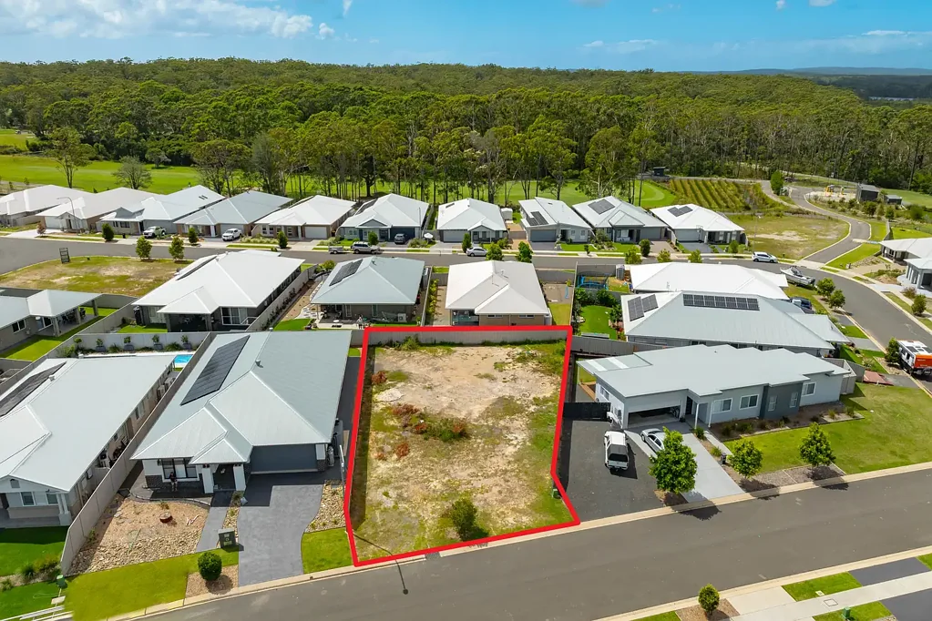 37 Birkdale Circuit, Sussex Inlet, NSW 2540