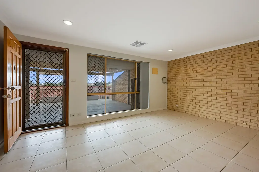 4/8 Eric Street, Geraldton, WA 6530