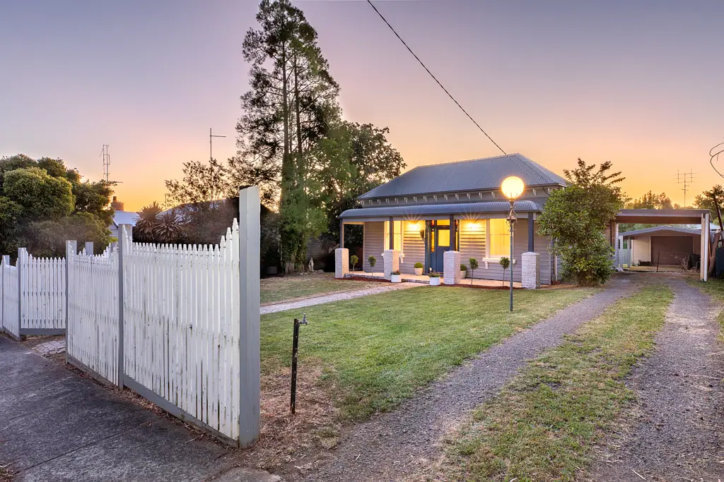 317 Nicholson Street, Black Hill, VIC 3350