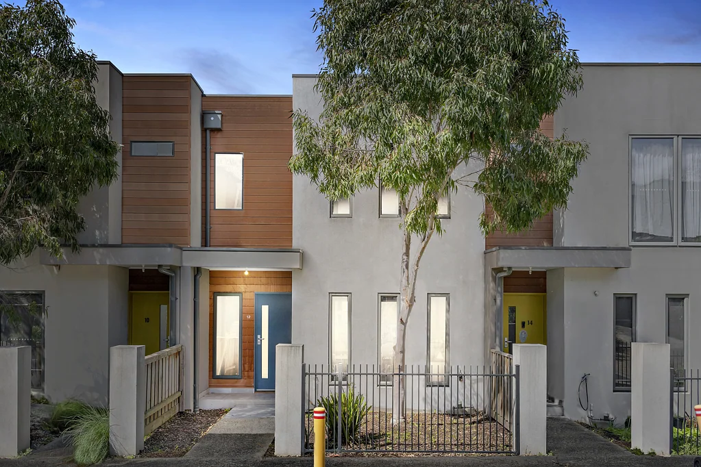 12 Recess Concourse, Mooroolbark, VIC 3138