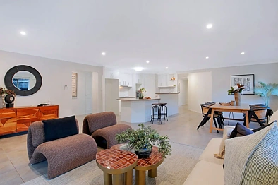 Birkdale 4房 精美翻新家庭住宅 - 不容错过！ Beautifully Refreshed Family Home - A Must See!