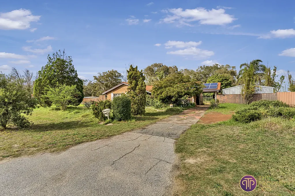 Gosnells 4房  PRIME DEVELOPMENT OPPORTUNITY – R60 ZONING IN THE HEART OF GOSNELLS
