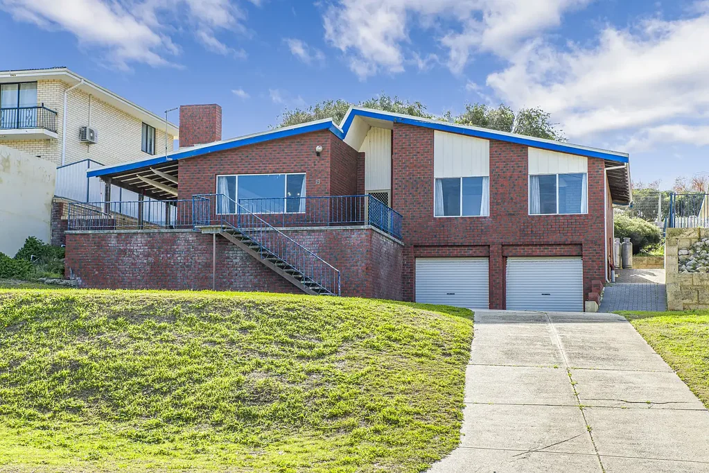 Guilderton 4房  Coastal Living with Timeless Potential
