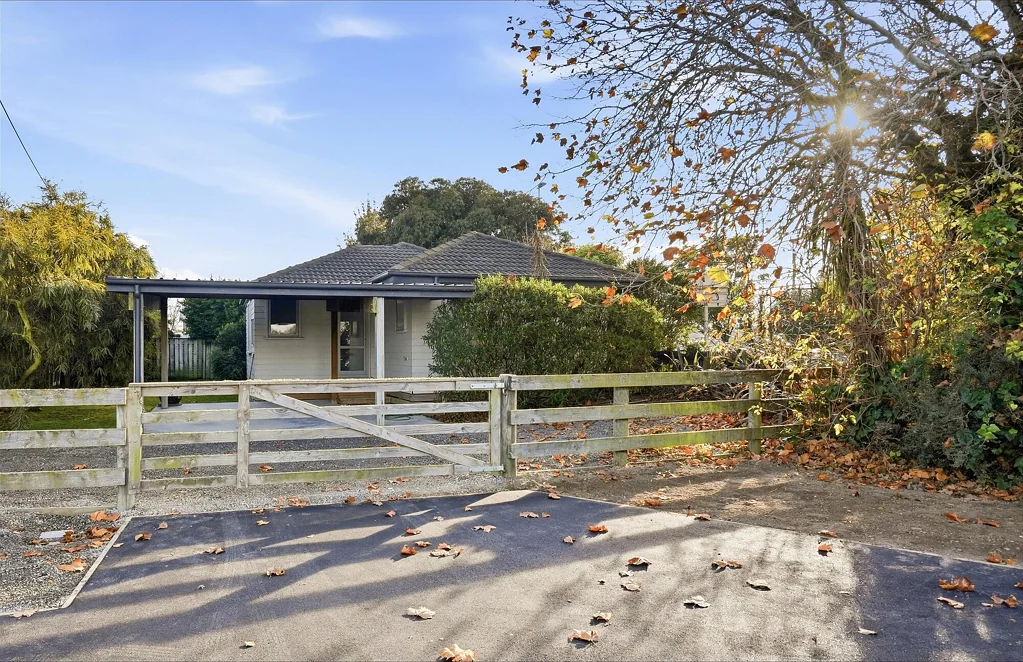Lincoln 3房  Perfect Location : Enquiries over $599,999
