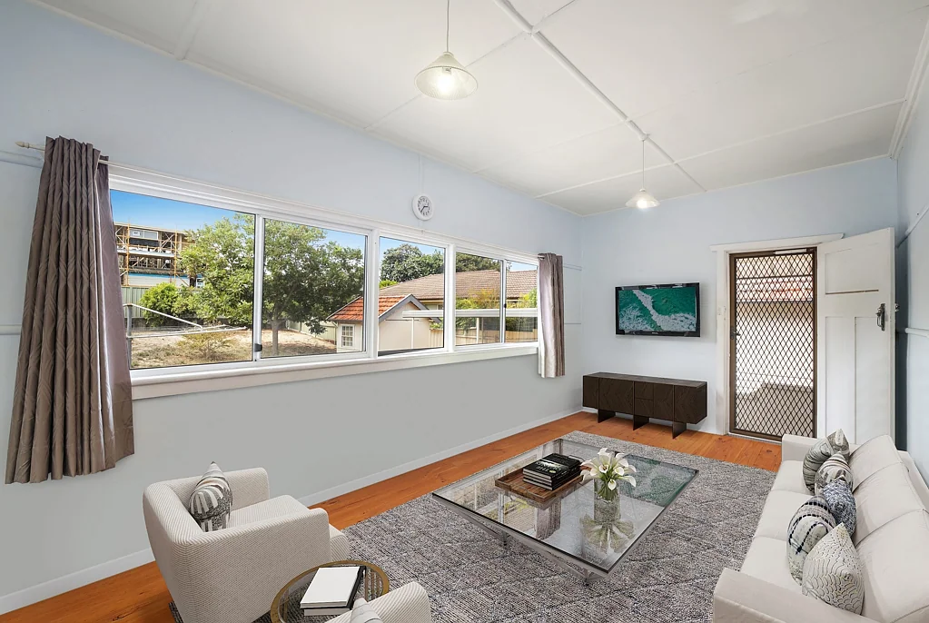 Spacious home on a large 727sqm block