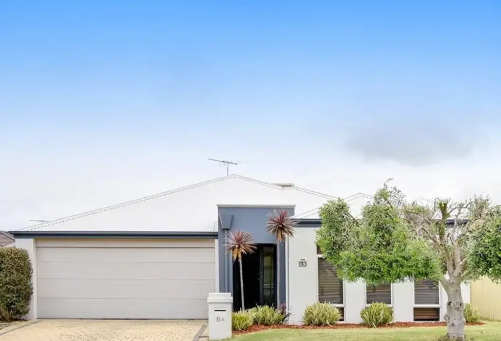 4x2 FAMILY HOME - QUIET STREET!