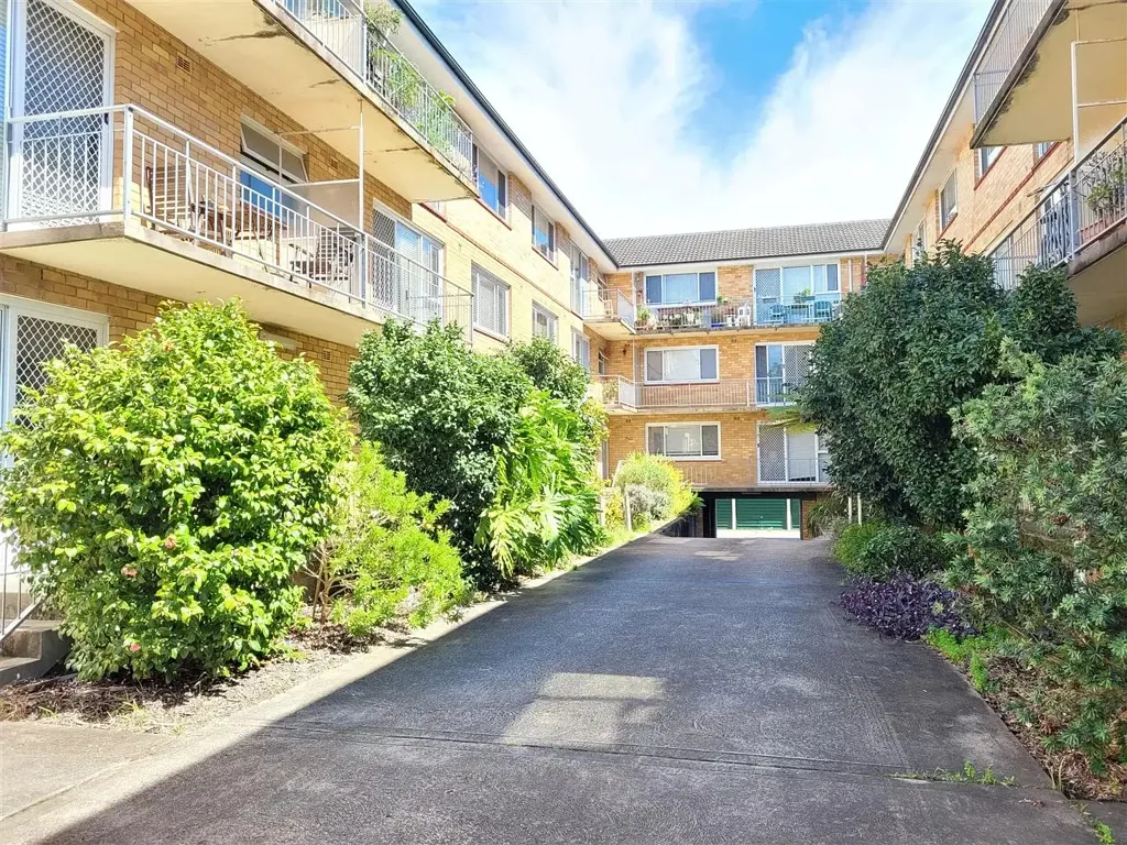 2 Bedroom Unit in a Prime Ashfield Location