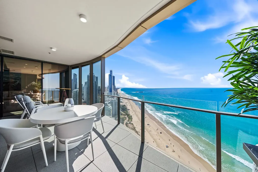Surfers Paradise 2 Slaapkamer Luxurious Beachfront Residence