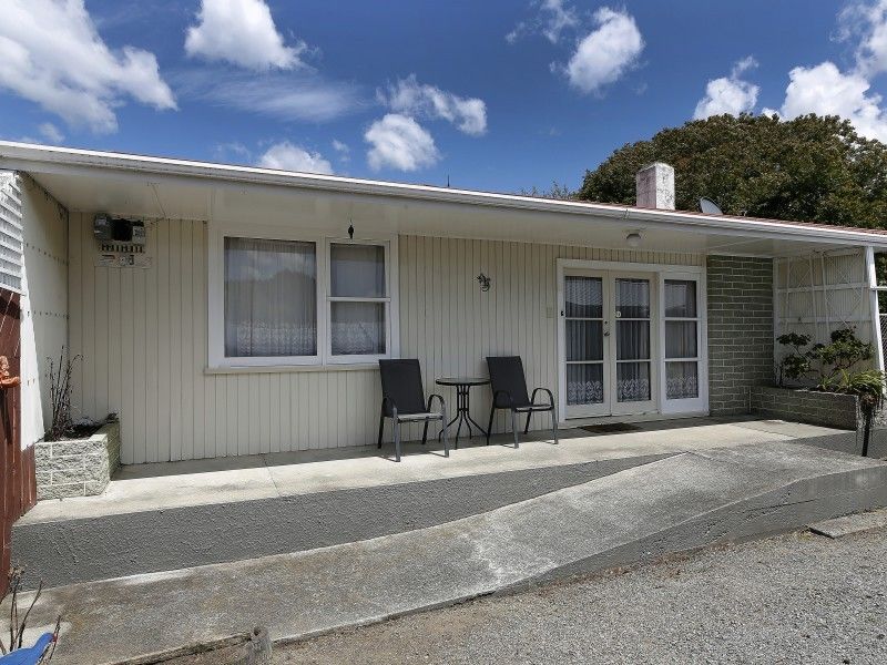 45b Kent Street, Picton, Marlborough, 2 rūma, 1 rūma horoi