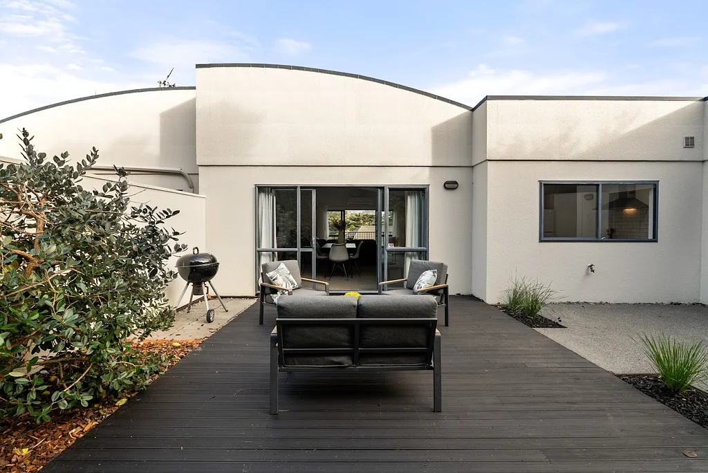 Whitby 3ਬੈੱਡਰੂਮ A Fresh Start in Whitby With Motivated Vendors