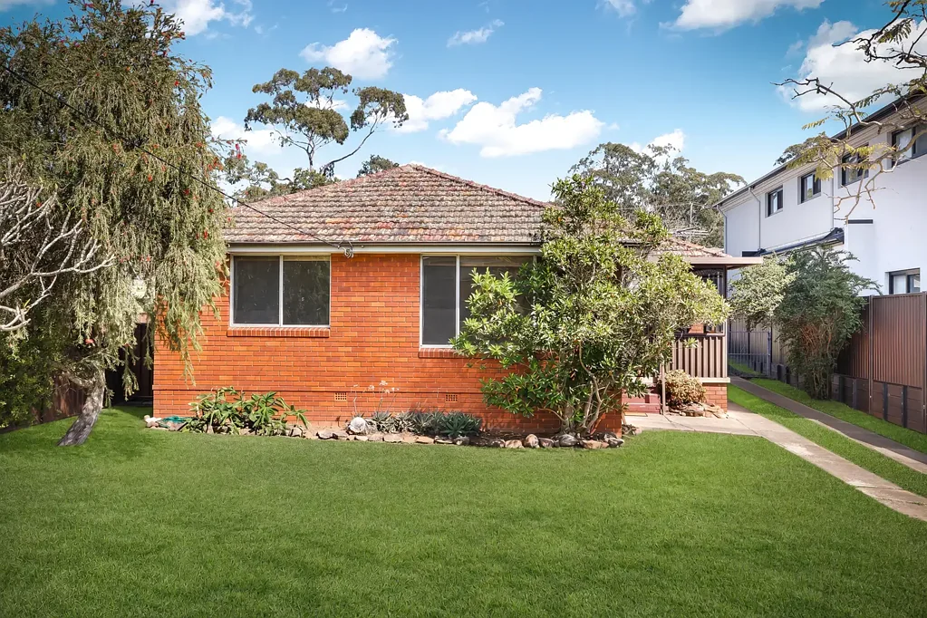 Greystanes 3Kwarto Prime Location - Parkside On Over 800sqm Of Land
