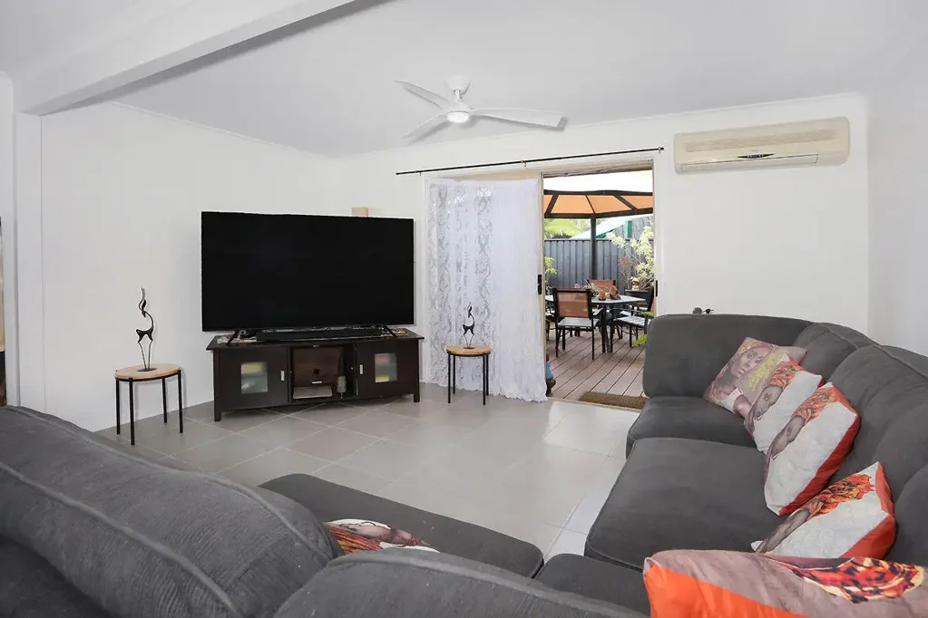 15/63 Olsen Avenue, Labrador, QLD 4215