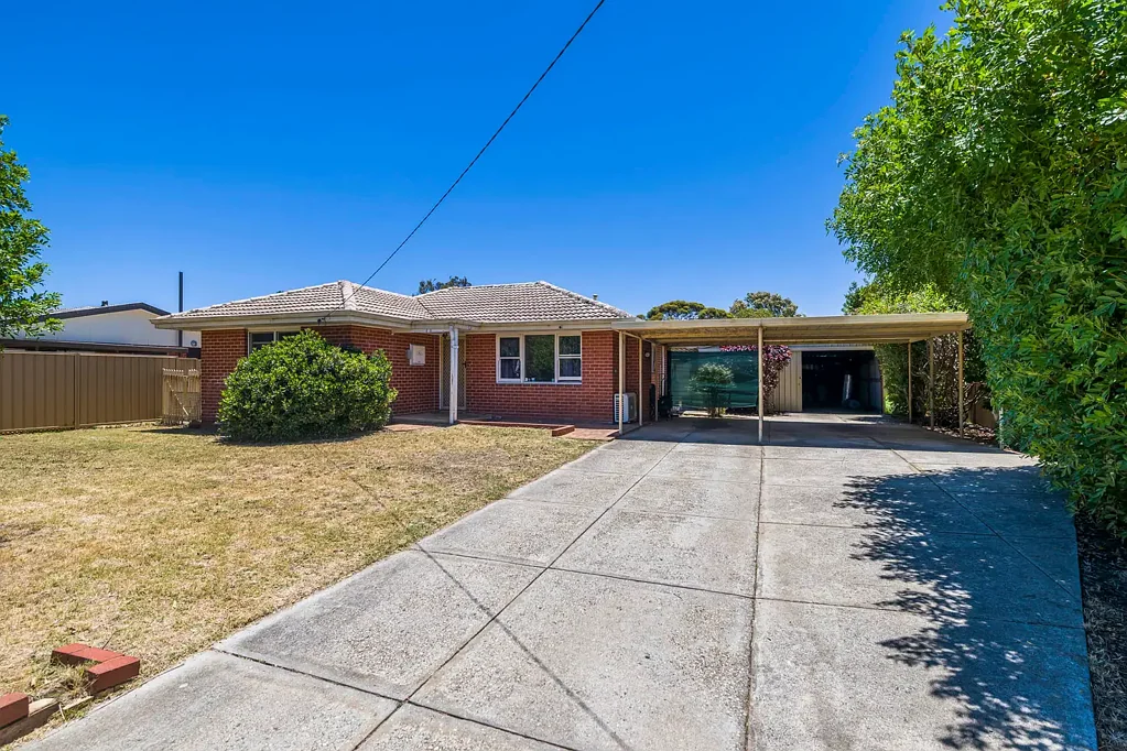 11 Caporn Street, Bullsbrook, WA 6084