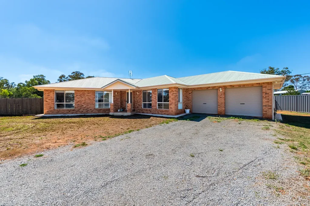 Coolamon 3房  Room To Grow In Your New Home