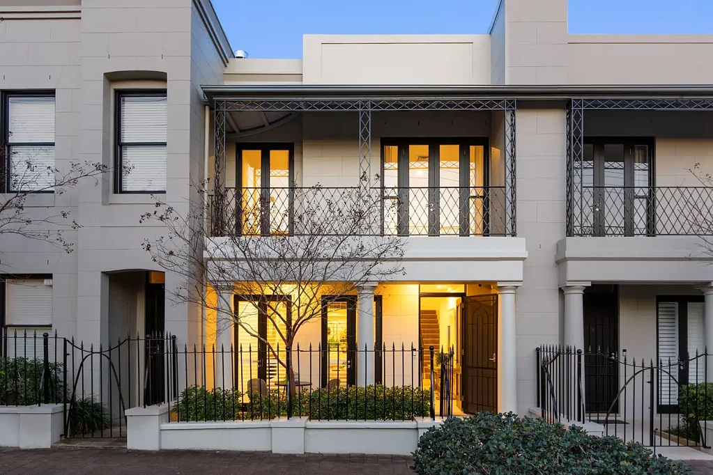 111 Blues Point Road, Mcmahons Point, NSW 2060