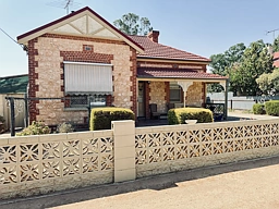 5 John St, Balaklava