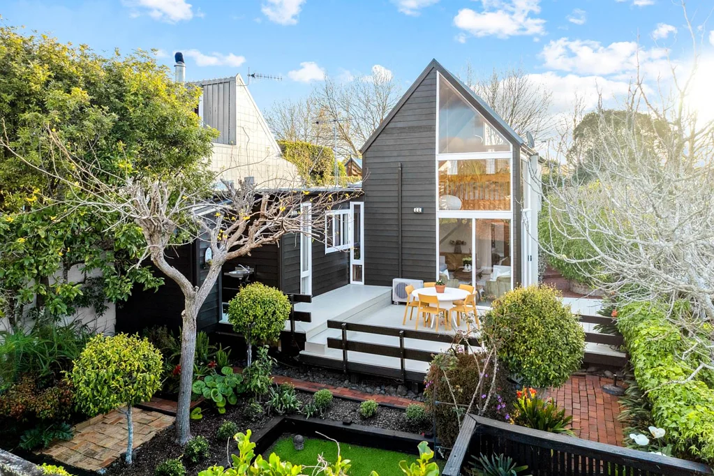 9D Pukeora Avenue, Remuera, Auckland City, Auckland