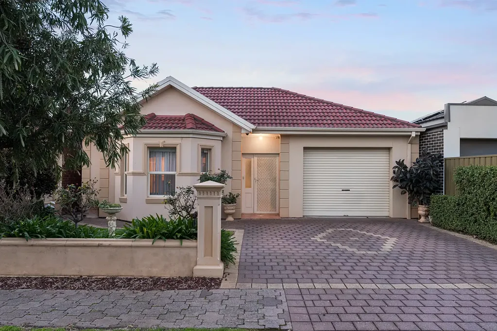 Greenacres 3房  Kitchen, Living And Alfresco In One Sweep!