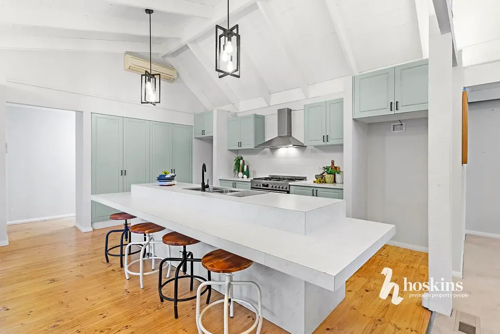 90-92 Berringa Road, Park Orchards, VIC 3114