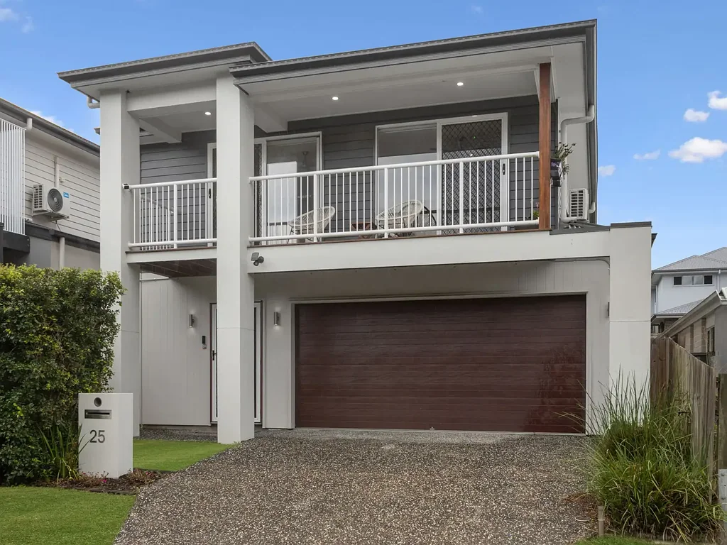 25 Aberdeen Circuit, Spring Mountain, QLD 4300