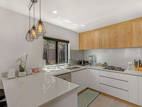 Papatoetoe 4房  Papatoetoe, MUST Sell.