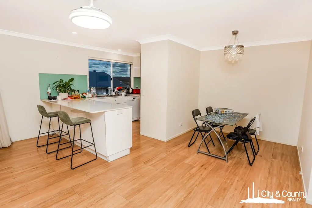 Mount Isa 3房  Nest or Invest — Your CBD Opportunity Awaits!