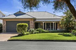 23 Coongarra Esplanade, Wurtulla