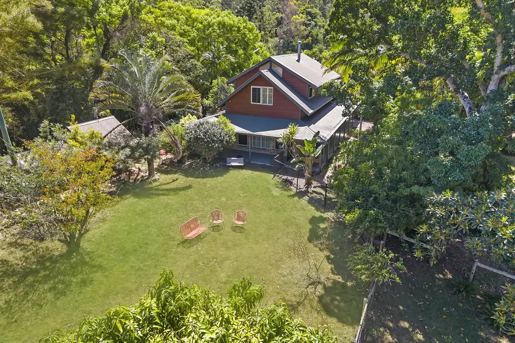 Peaceful Country Living in Beautiful Bella Creek