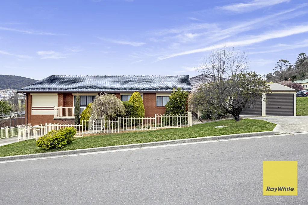 12 Busby Street, Lithgow, NSW 2790