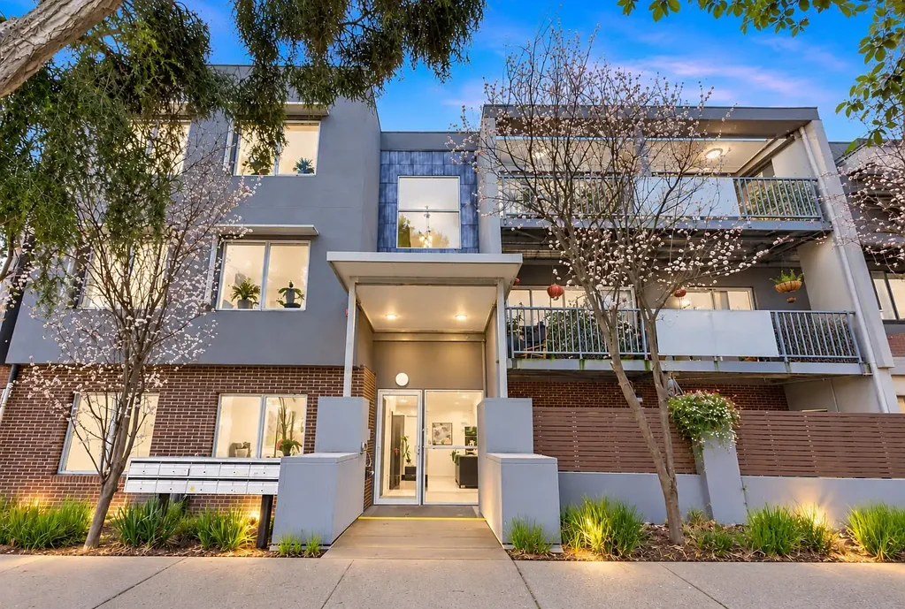Ringwood 2બેડરૂમ Contemporary Comfort in the Heart of Ringwood!